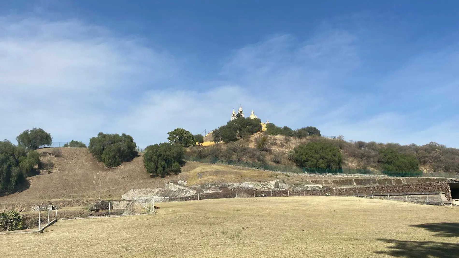 Pretenden delimitar el basamento de la Gran Pirámide de Cholula con murales